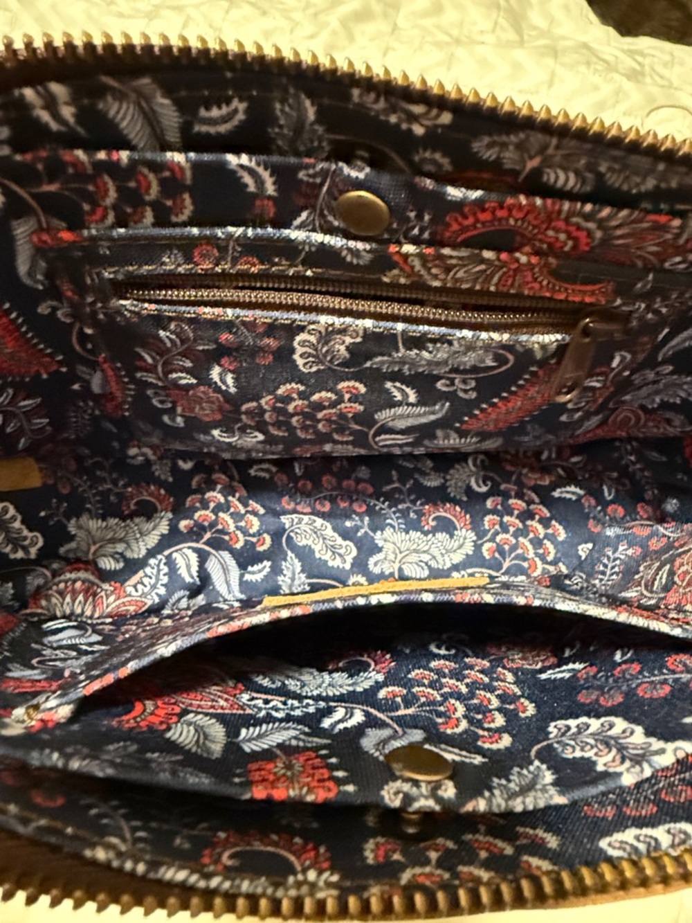 Lyon’s Leather Sage Biggie Bee Convertible Pouch-please read - Picture 11 of 13